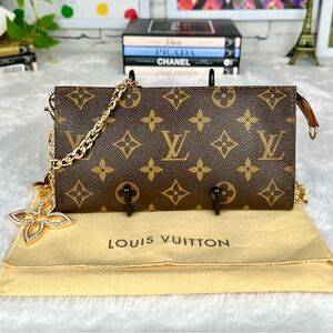 Louis Vuitton Bucket Pouch GM bag and dust bag.